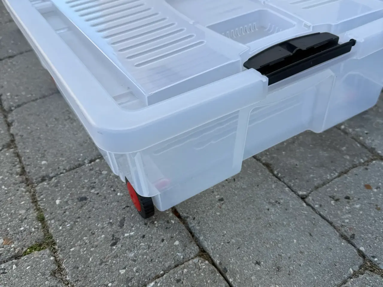 Billede 4 -  Keter Senge ruller opbevaring  2 stk