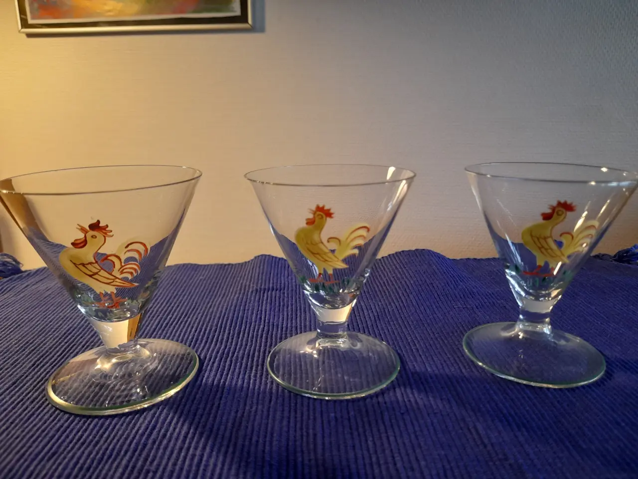 Billede 4 - 3 stk glas med grøn kant og hanemotiv.