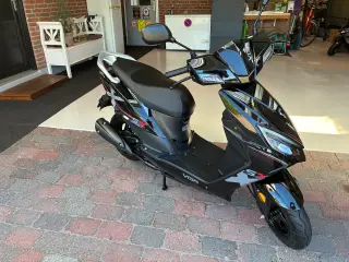 Vga Street X EFI 30 km 2025