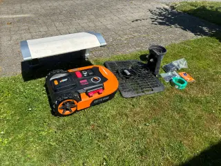 Robotplæneklipper WORX LANDROID M PLUS WR167E