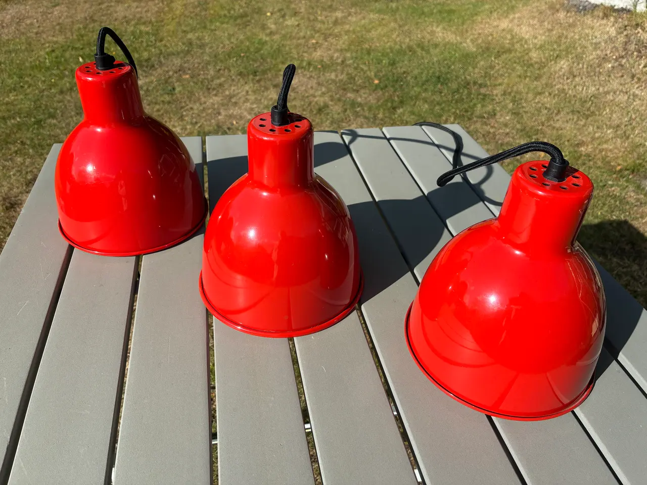 Billede 1 - Tre røde pendler