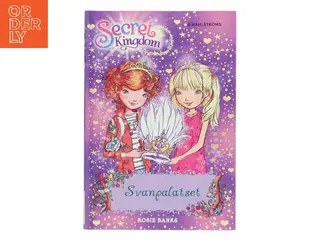 Secret Kingdom: Svanpalatset af Rosie Banks (Bog)