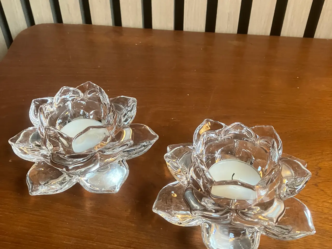 Billede 2 - Lotus lysestager i krystalglas