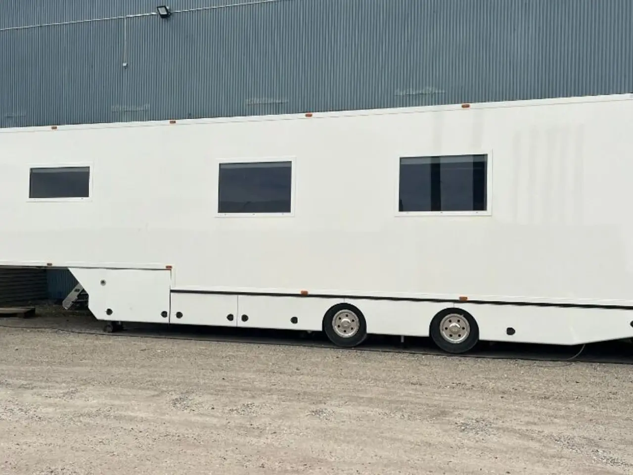 Billede 1 - HMK S 43014 - MST 14/2 Expandable klinik trailer