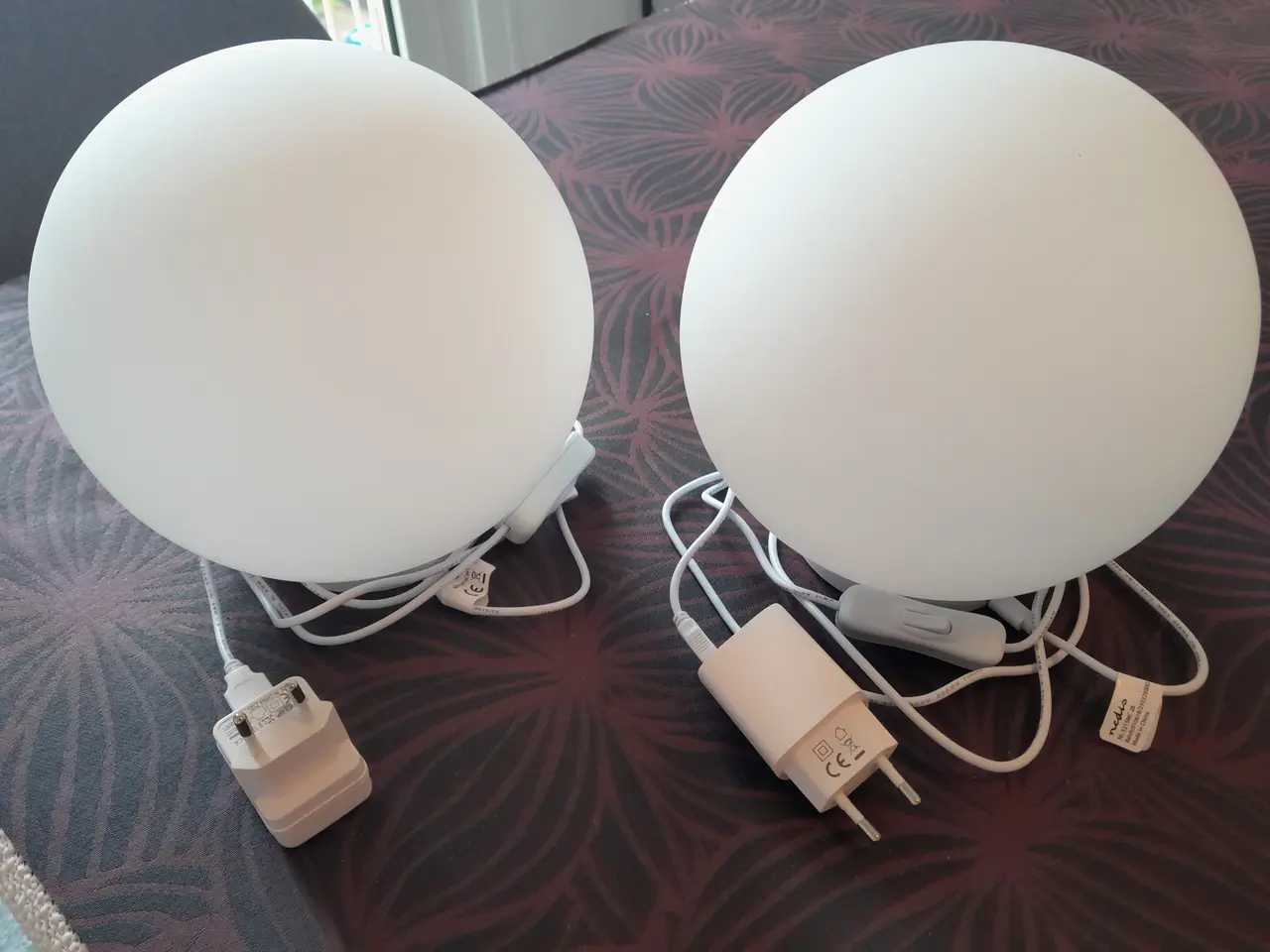 Billede 1 - LED-bordlampe med RGB (2 styks haves)