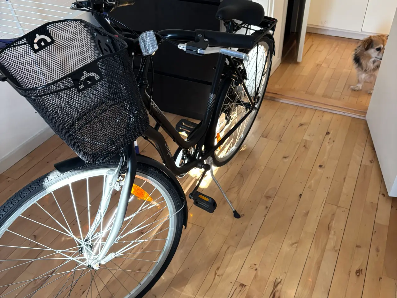 Billede 3 - Sort Damecykel 28”