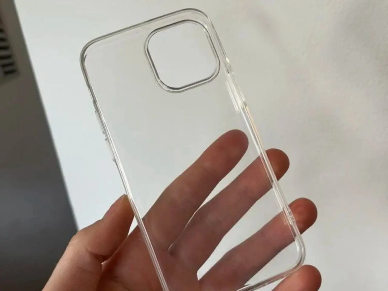 Billede 1 - Cover til iPhone 15 Pro Max, gennemsigtigt