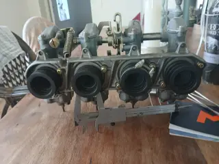 Honda 500/550 four ny kaburator fra 70 erne