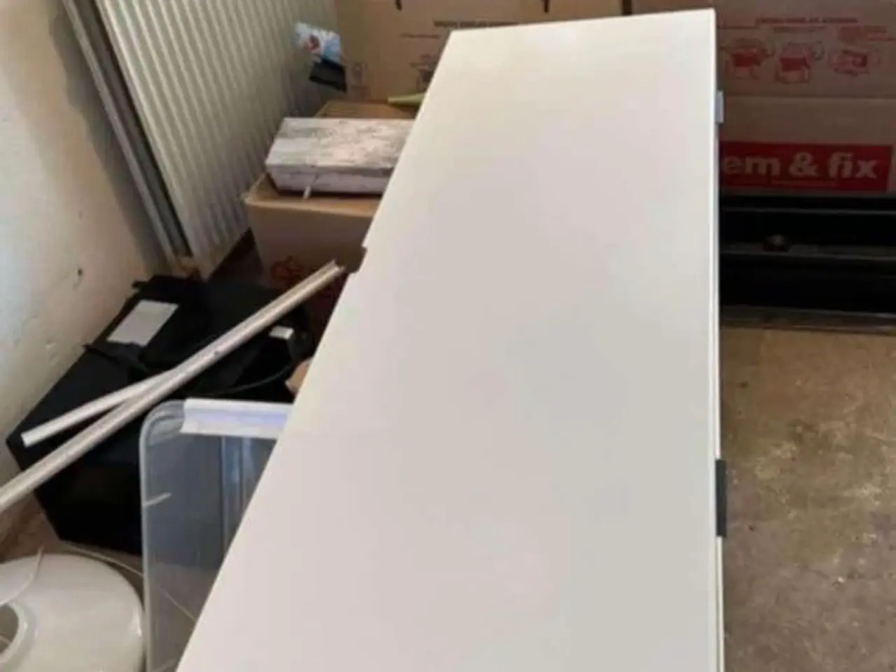 Billede 3 - Tv bord/hængende skrivebord