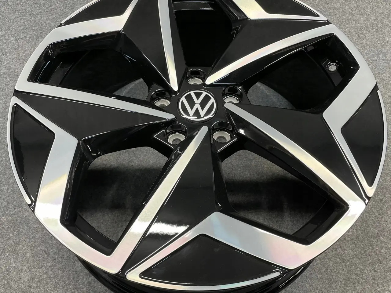 Billede 1 - ALUFÆLGE VW ID.3 ID3 ANDOYA 19"