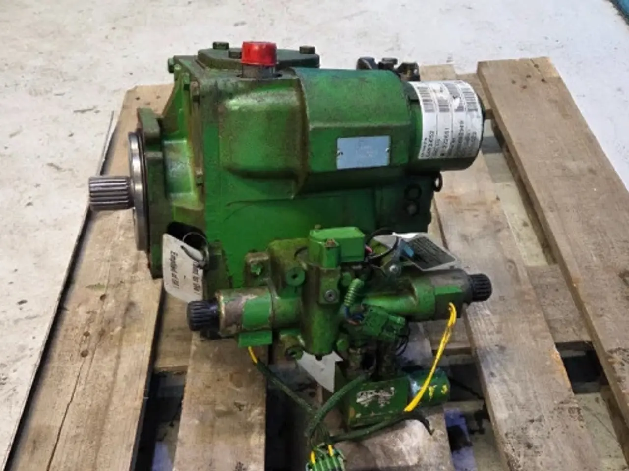 Billede 8 - John Deere T660 Hydrostatmotor AXE10219