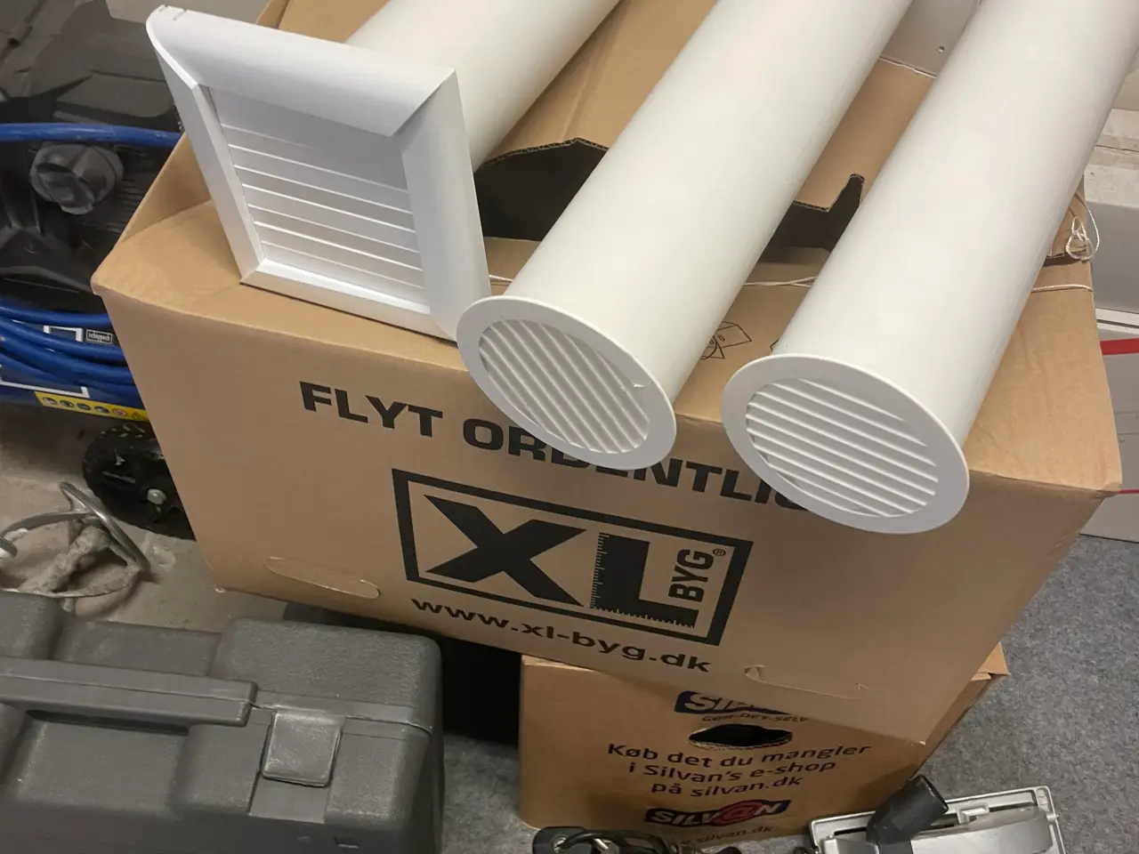 Billede 1 - 3 stk udluftning