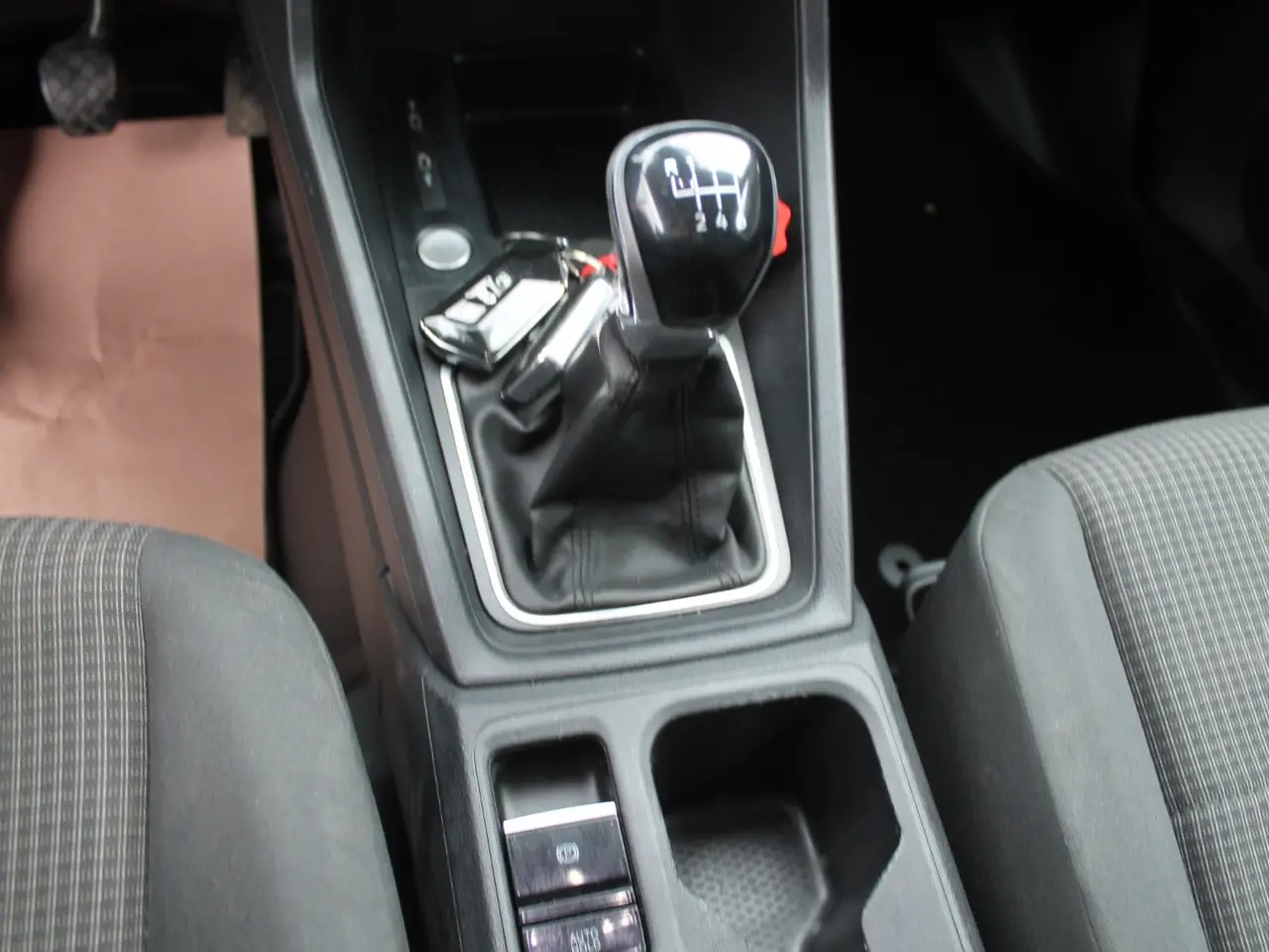 Billede 9 - VW Caddy 2,0 TDi 102 Cargo