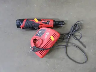 Skraldenøgle MILWAUKEE M12 IR