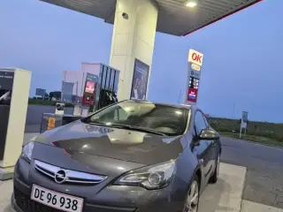 OPEL Astra GTC
