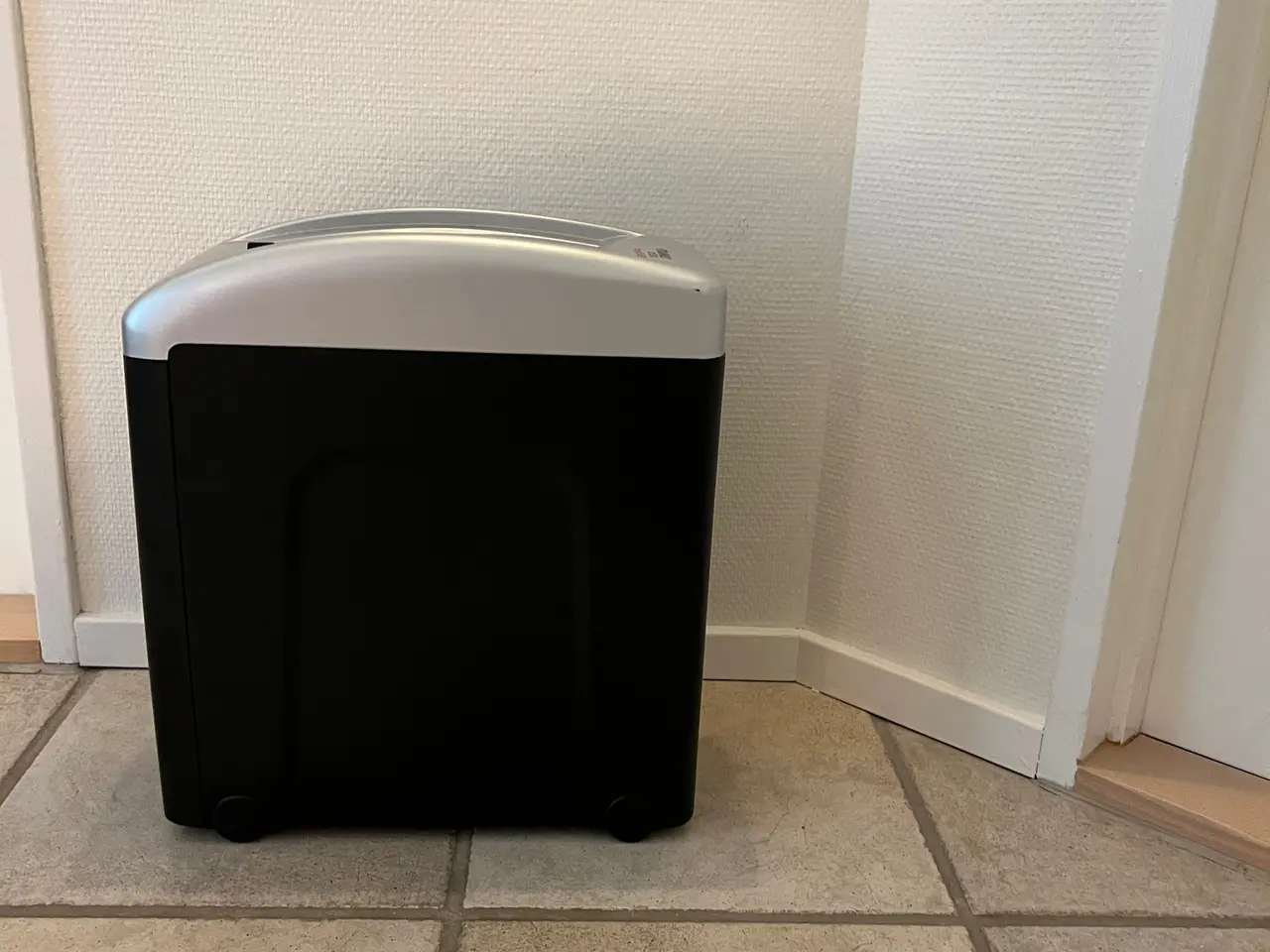 Billede 2 - Makulator, Dahle 21052 Papersafe.