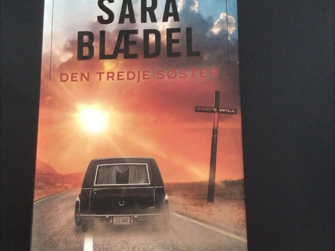 Billede 2 - Den tredje søster krimi