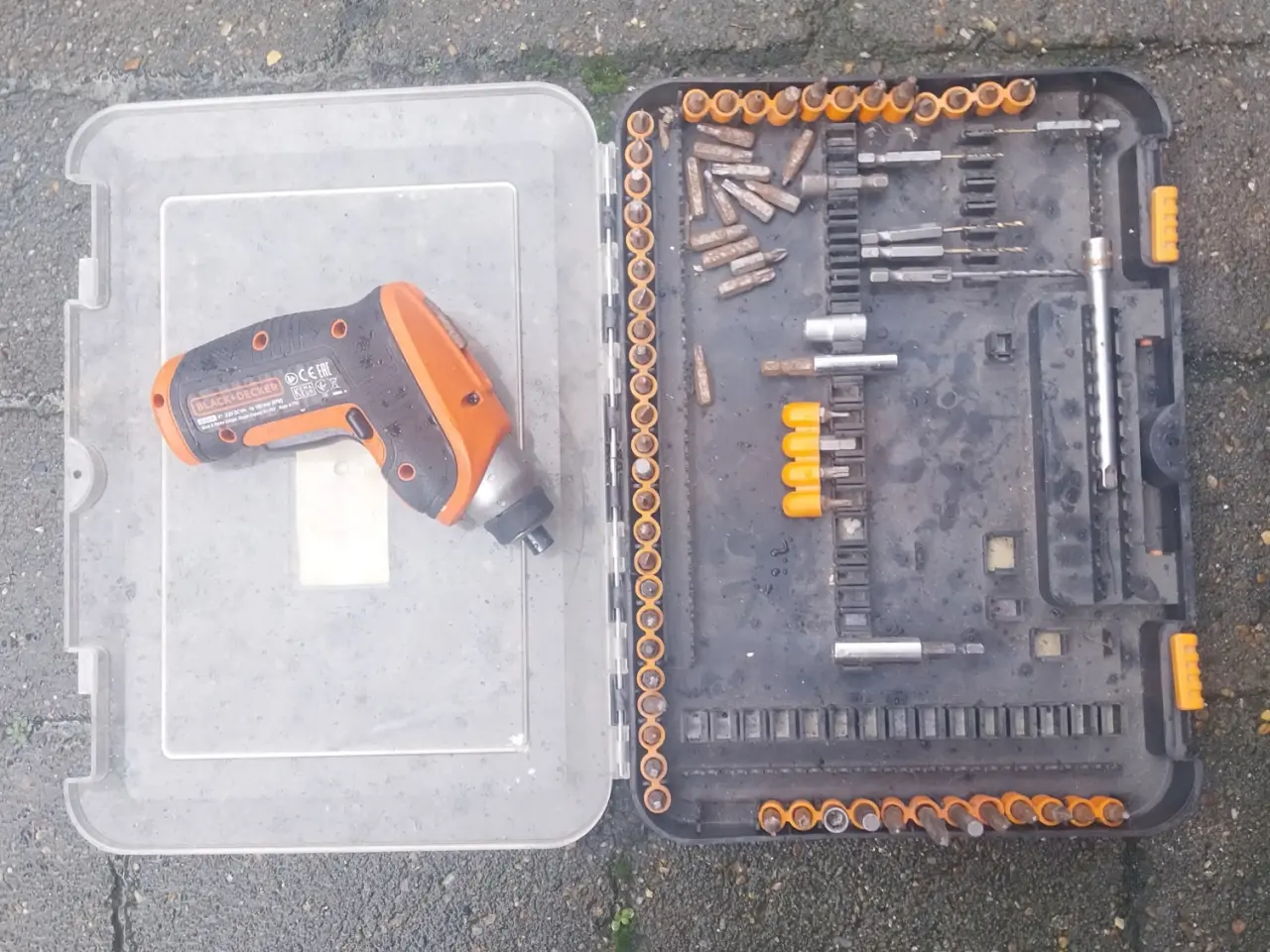 Billede 2 - Black and Decker skruemaskine