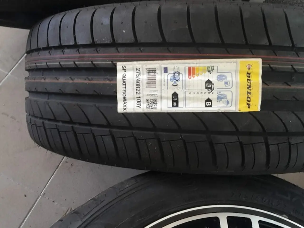 Billede 4 - 22" Fælge med Dæk 275X40x22 5x120 ET 35 ASE GT 1