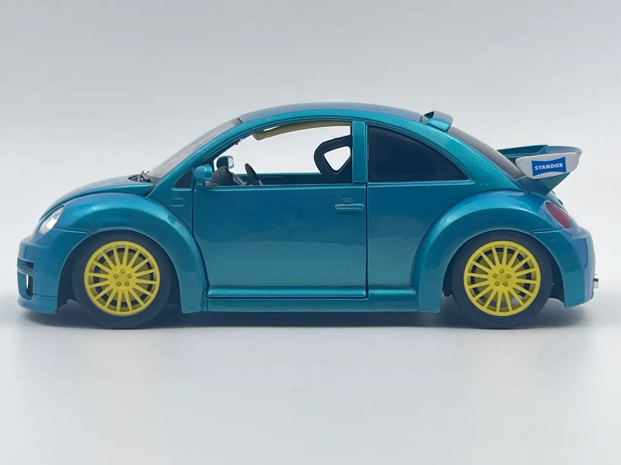 Billede 2 - 1999 VW New Beetle RS / RSI 1:18 Limited Edition