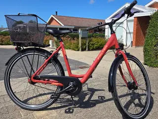 Cykel med lav indstigning, 26", årg 2024
