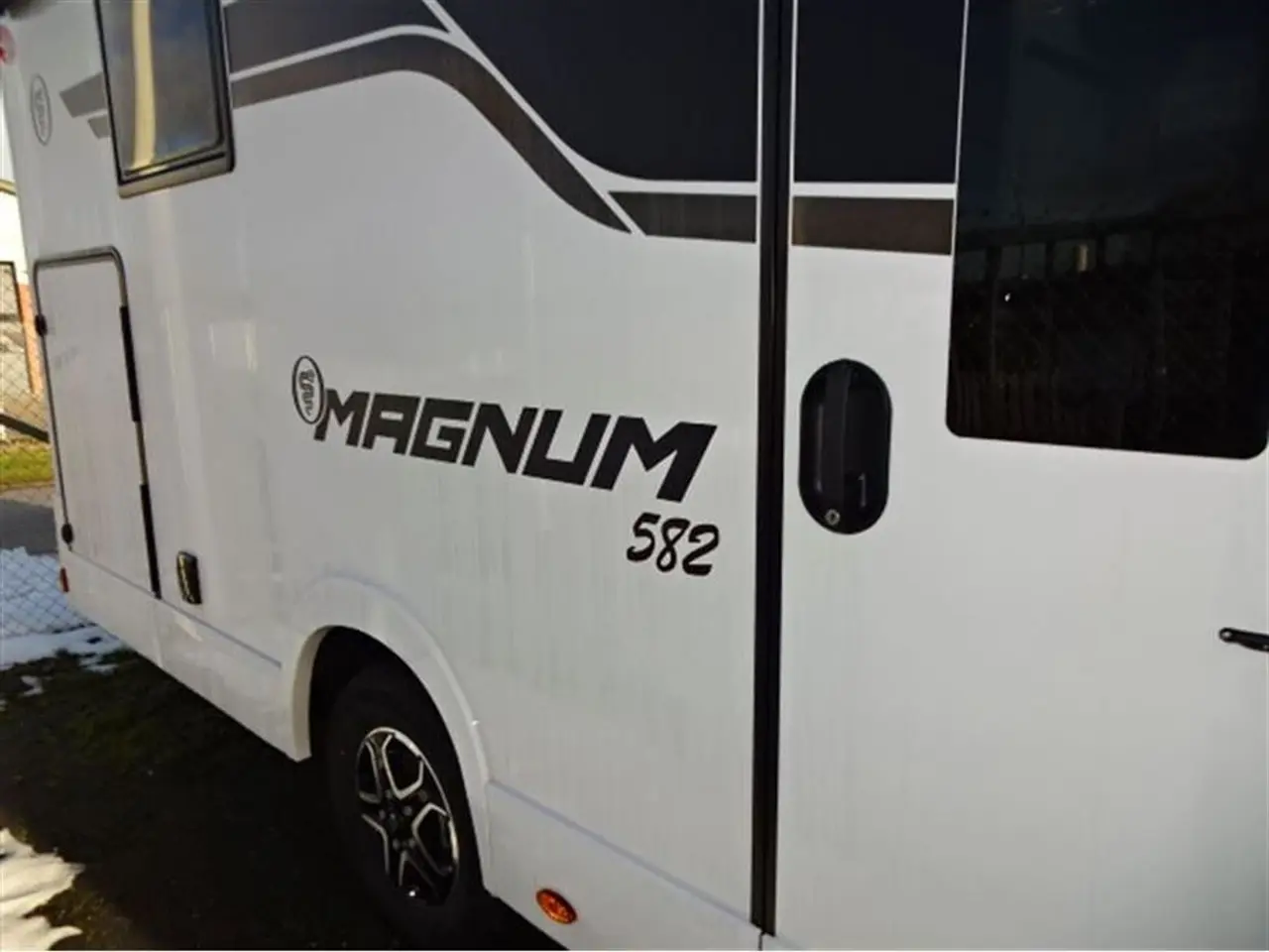 Billede 36 - 2026 - Elnagh Magnum 582