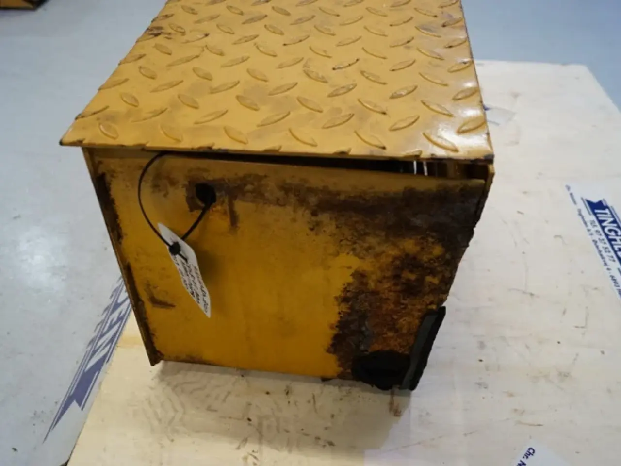 Billede 15 - Volvo L120 Baterikasse R.H. VOE11018433