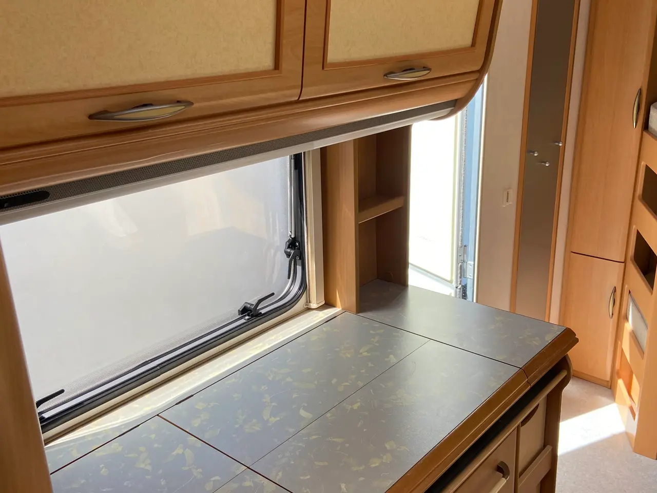 Billede 12 - Hymer campingvogn 