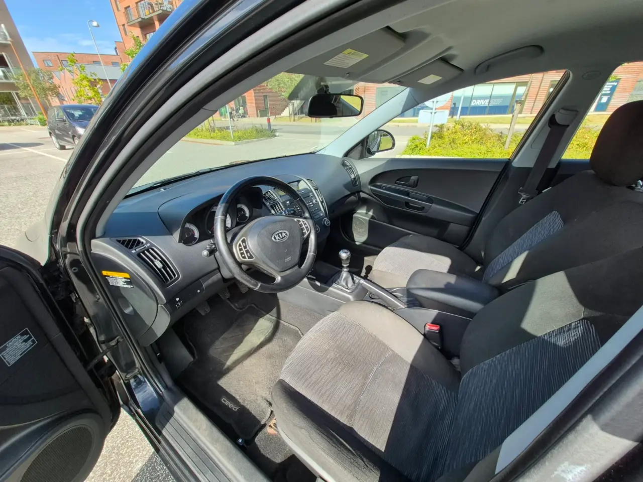 Billede 11 - Kia Ceed med træk
