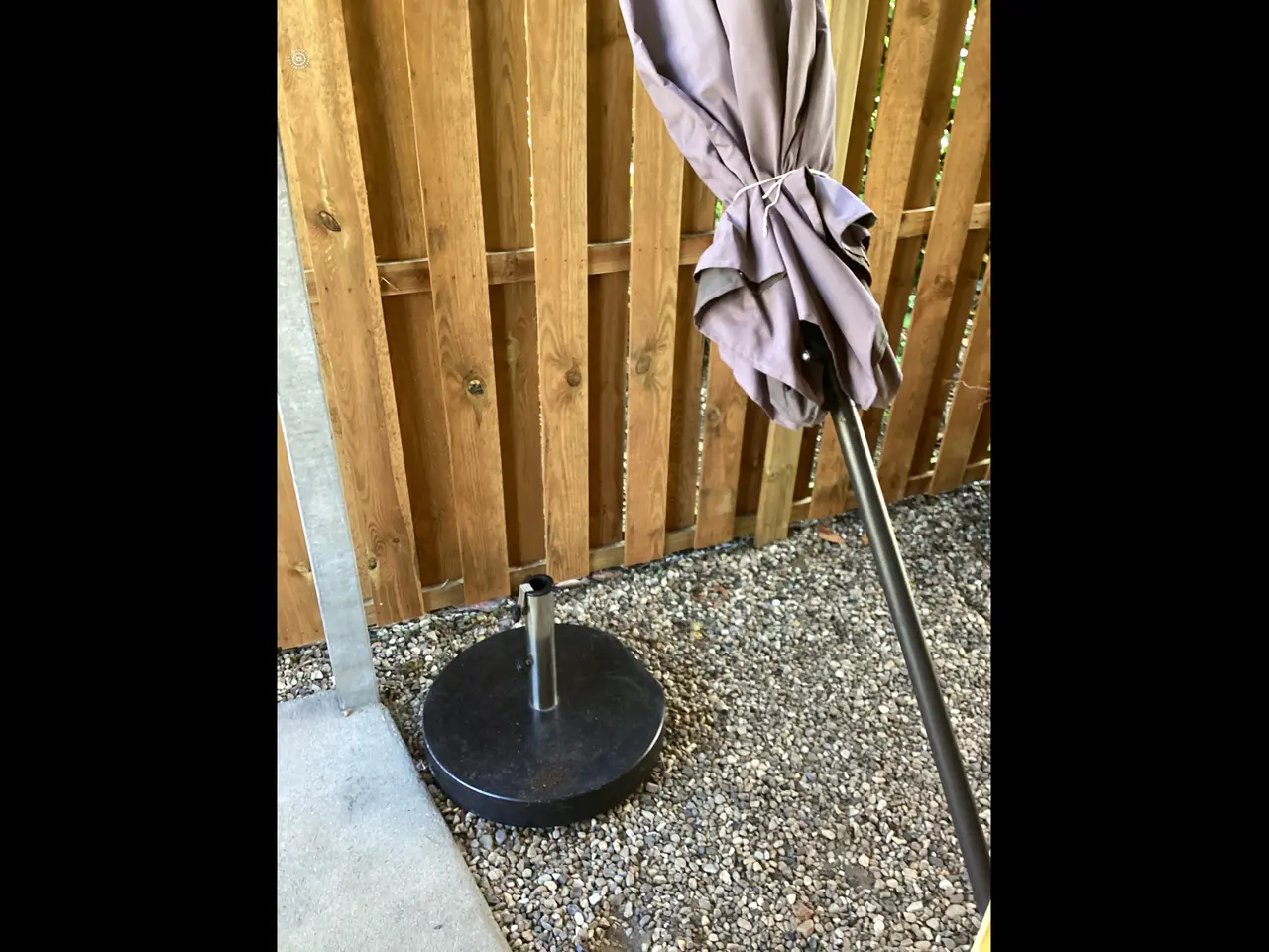 Billede 1 - Parasol med fod