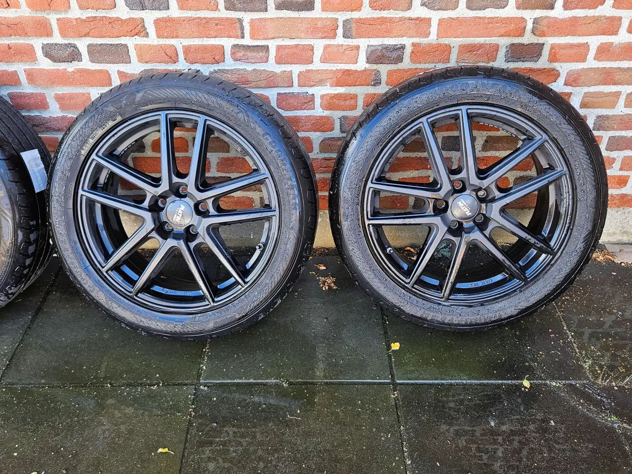 Billede 1 - alufælge med sommerdækdæk har kørt på ford mondeo