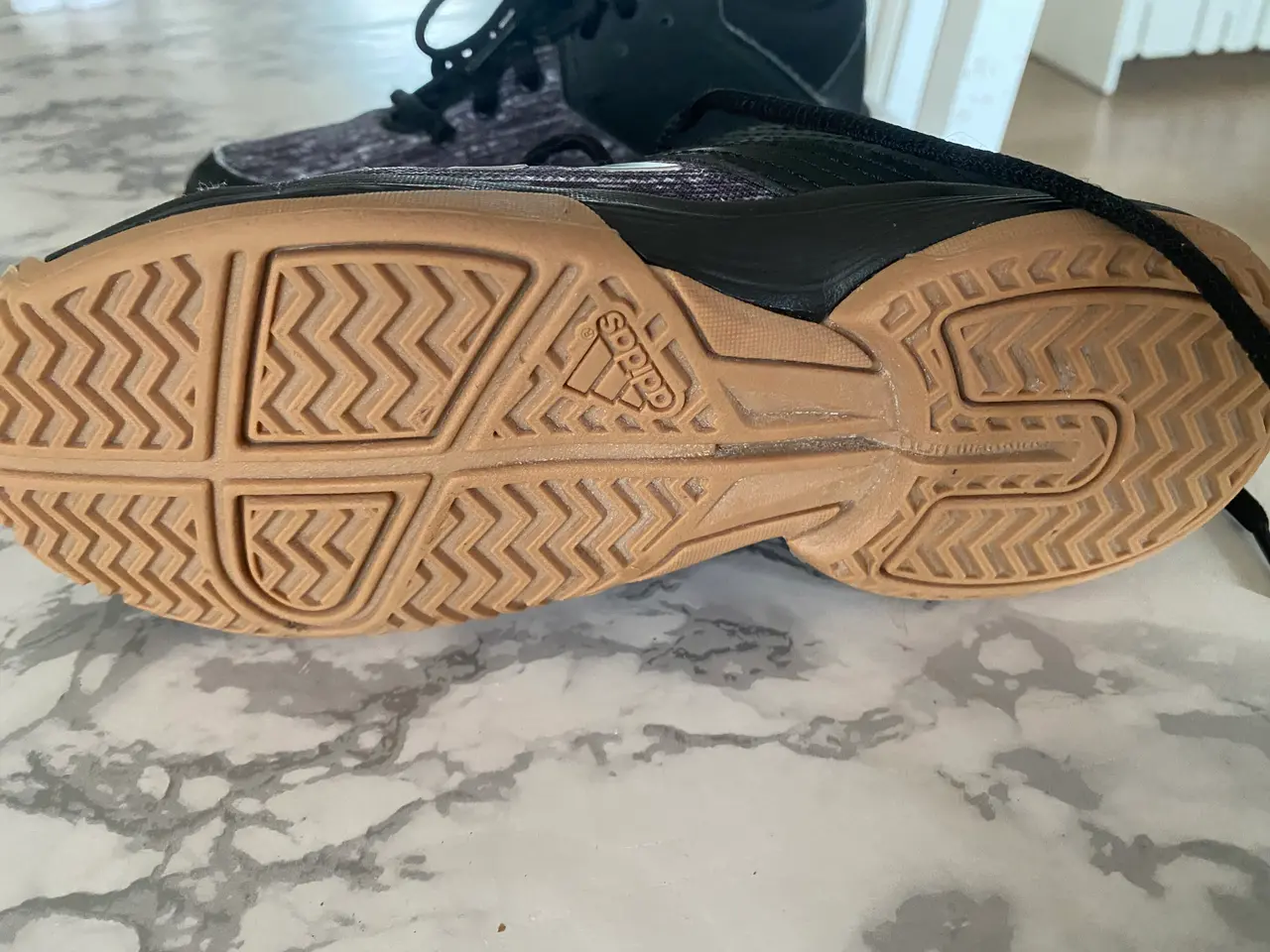 Billede 3 - Adidas indendørs sko
