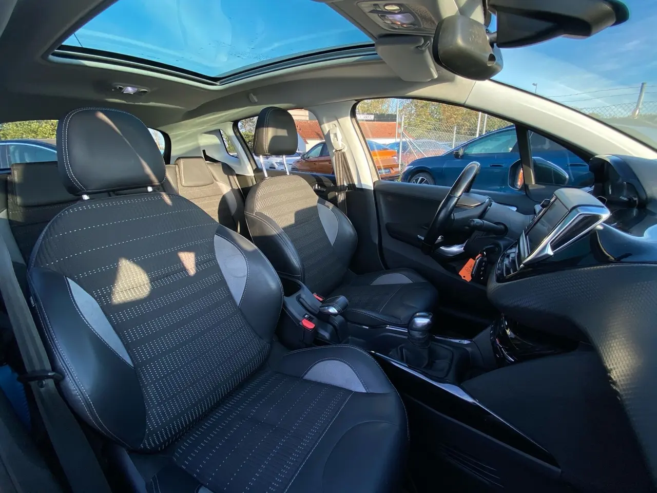 Billede 11 - Peugeot 2008 1,2 e-THP Desire Sky 110HK 5d