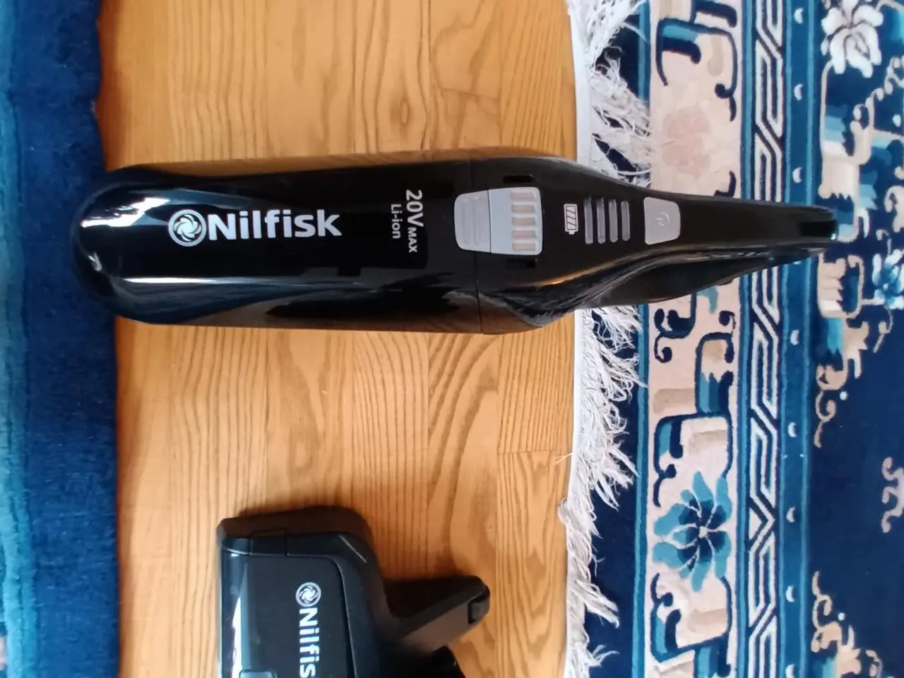 Billede 1 - Nilfisk støvsuger, Easy 2:1, 17 md. garanti/reklam