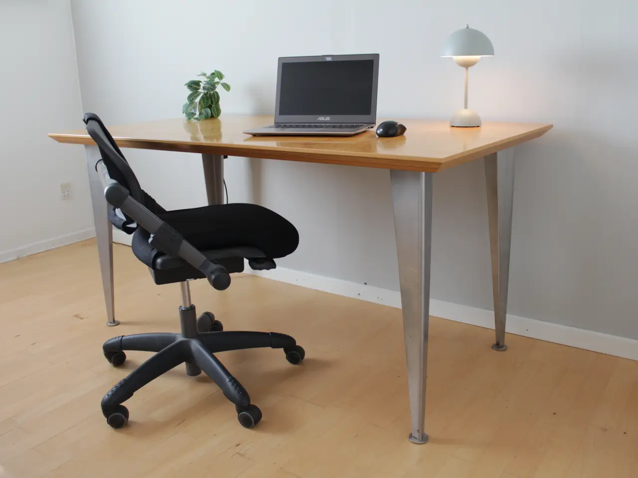 Billede 2 - Skrivebord arbejdsbord spisebord