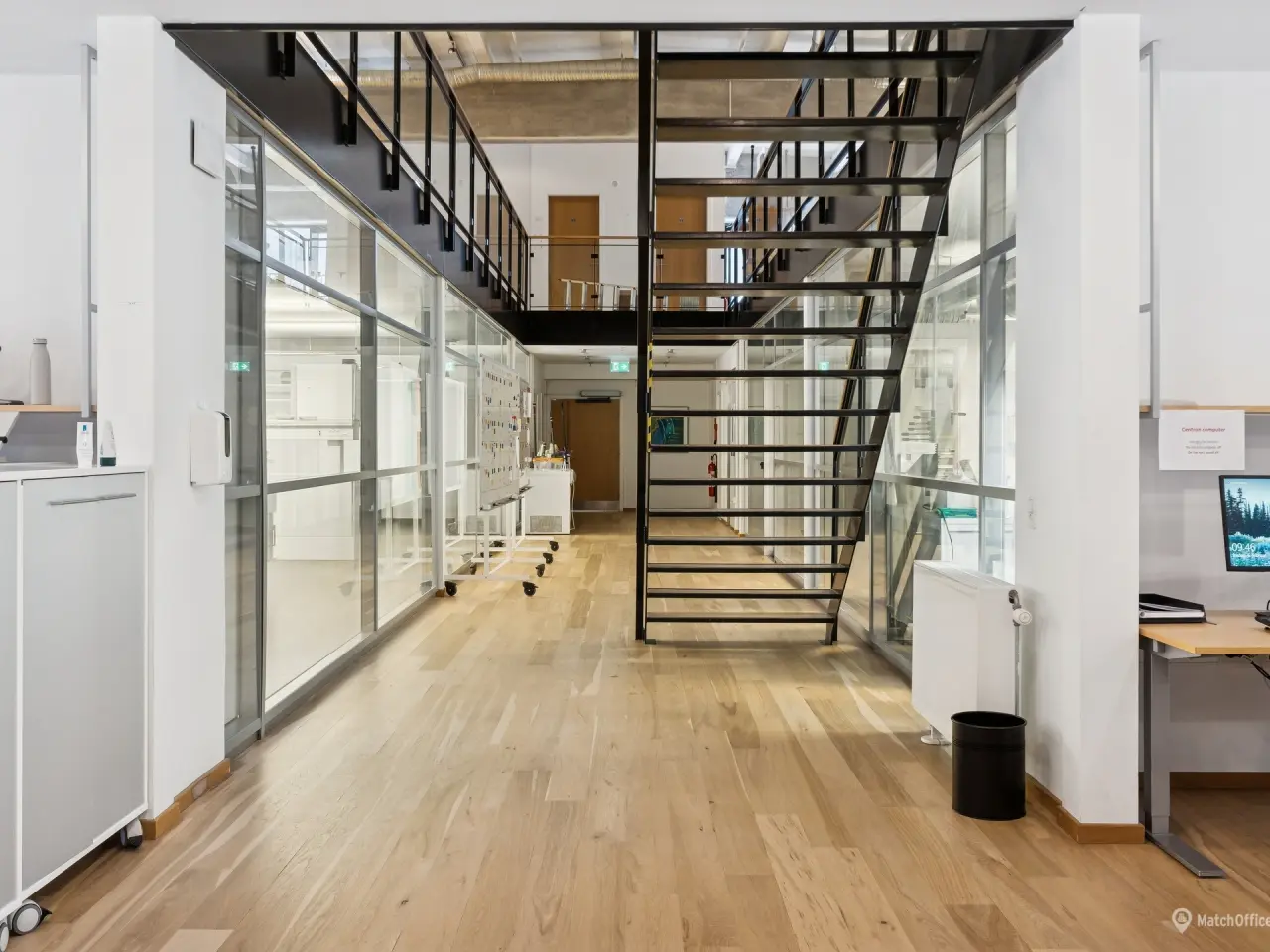Billede 4 - Moderne laboratorie med kontor