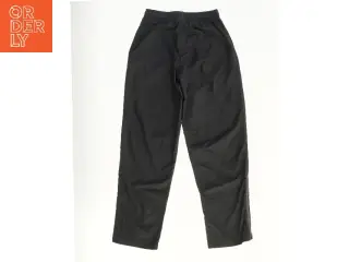Sorte bukser med elastisk talje fra Master (str. 152)