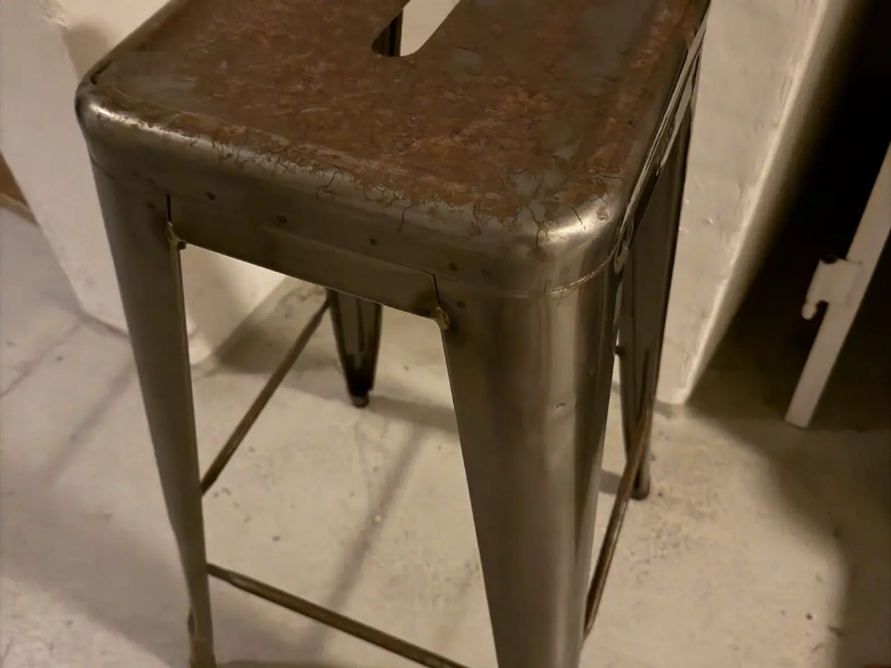 Billede 1 - Flot tolix barstol med patina
