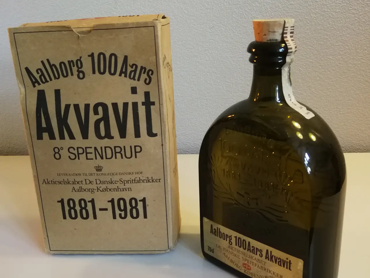 Billede 1 - 100 års jubilæums akvavit