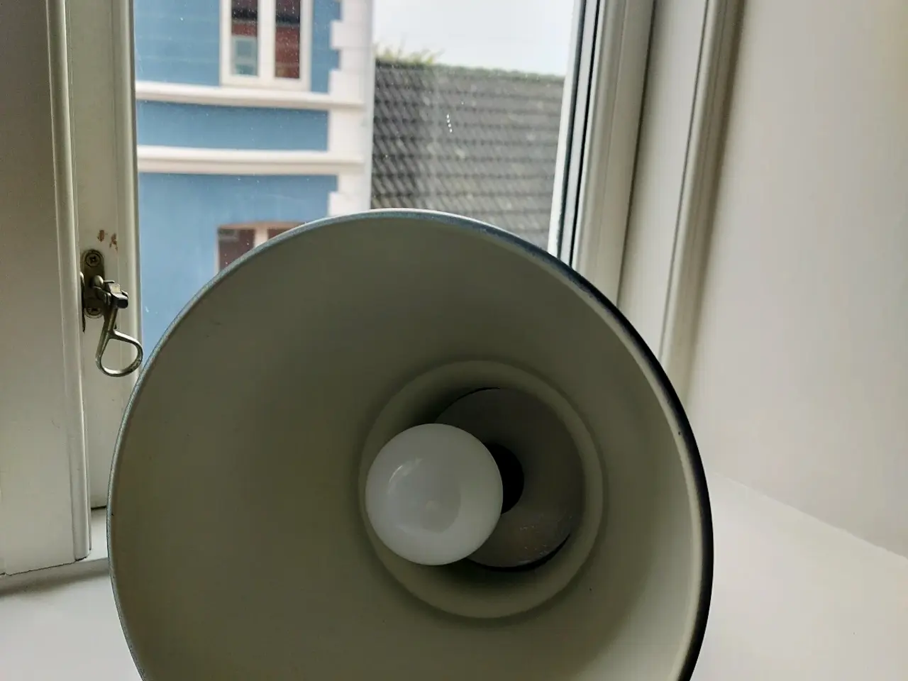 Billede 3 - Koksgrå lamper - højde 25 cm.