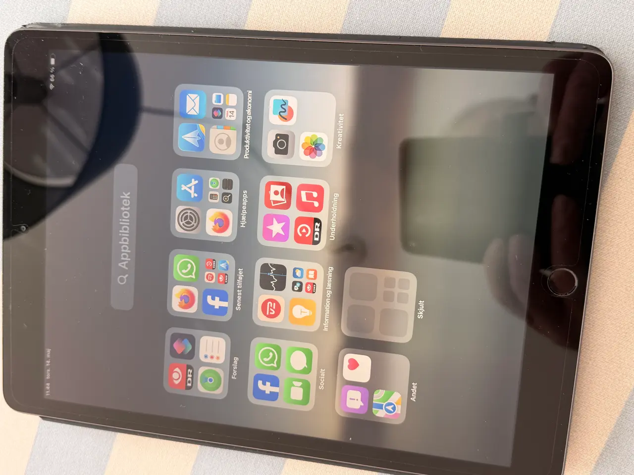 Billede 9 - Komplet iPad med tastatur, pen samt med sim kort