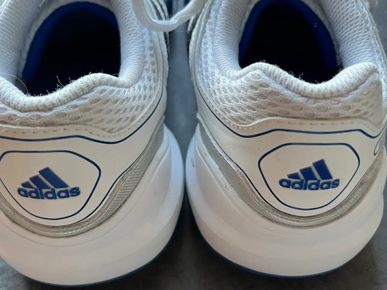 Billede 2 - Adidas sportssko