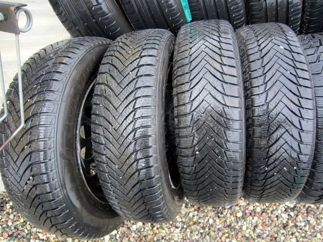 Billede 9 - 14"15"16"17 vinterdæk 30 sæt med masser af mønster