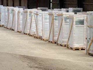 Ny Plastdør