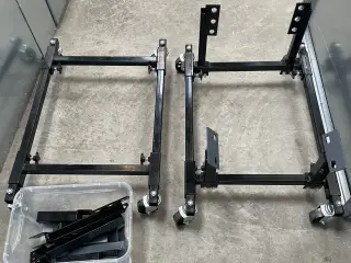 2 stk. motorbukke.