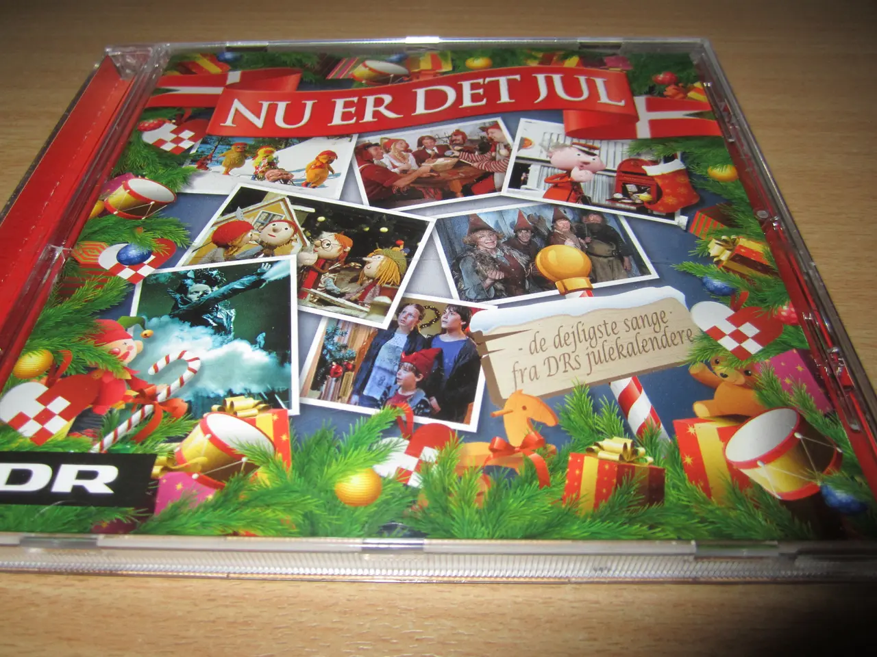 Billede 1 - NU ER DET JUL. CD fra 2013. BYD.