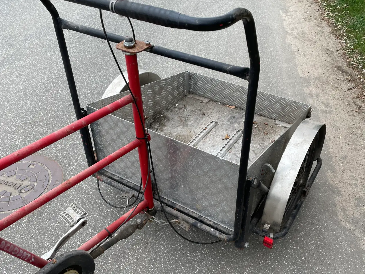 Billede 5 - Ældre Budcykel alt virker på den ,