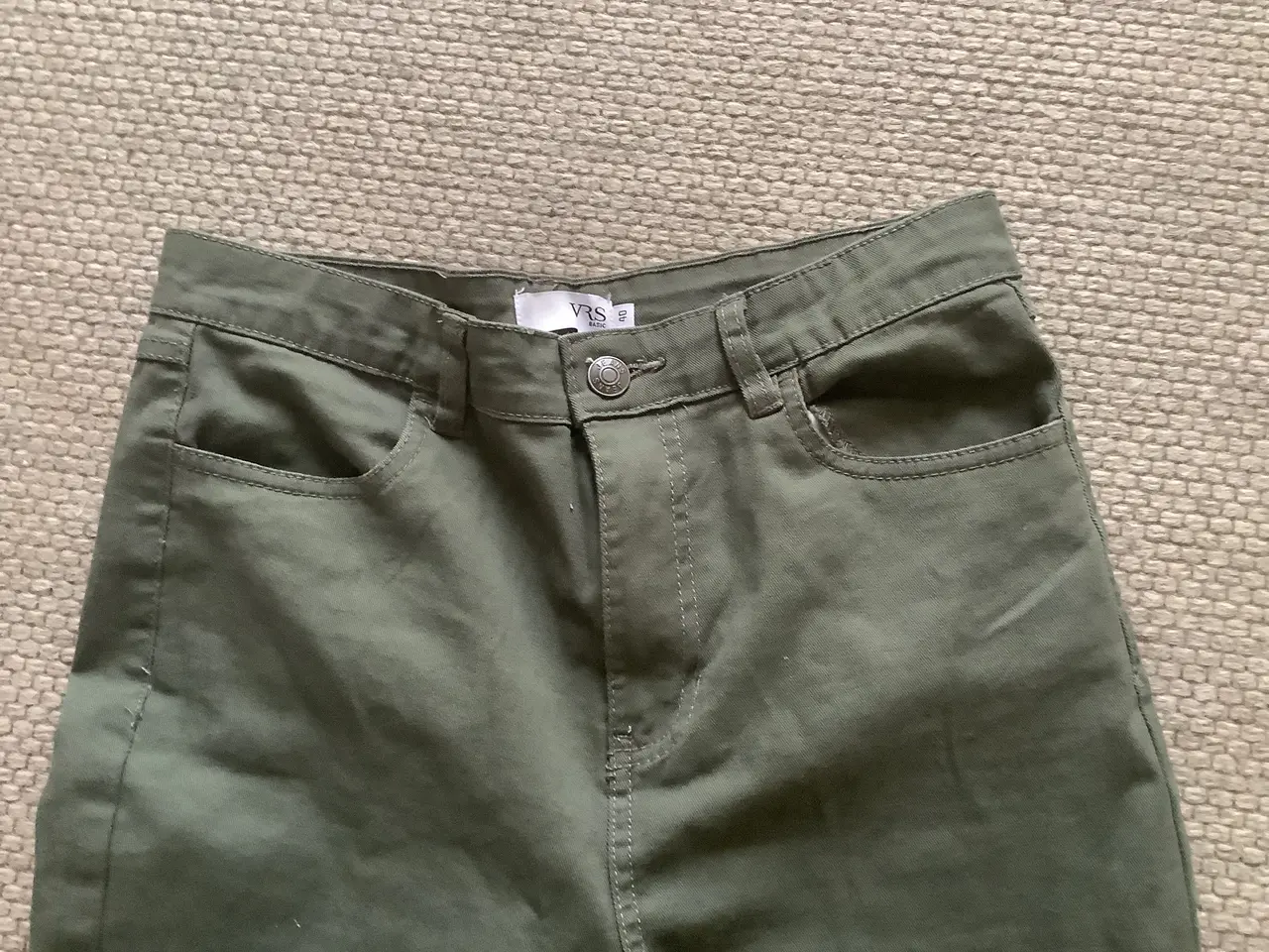 Billede 2 - 2 par helt nye knickers råhvid og oliven str. 40
