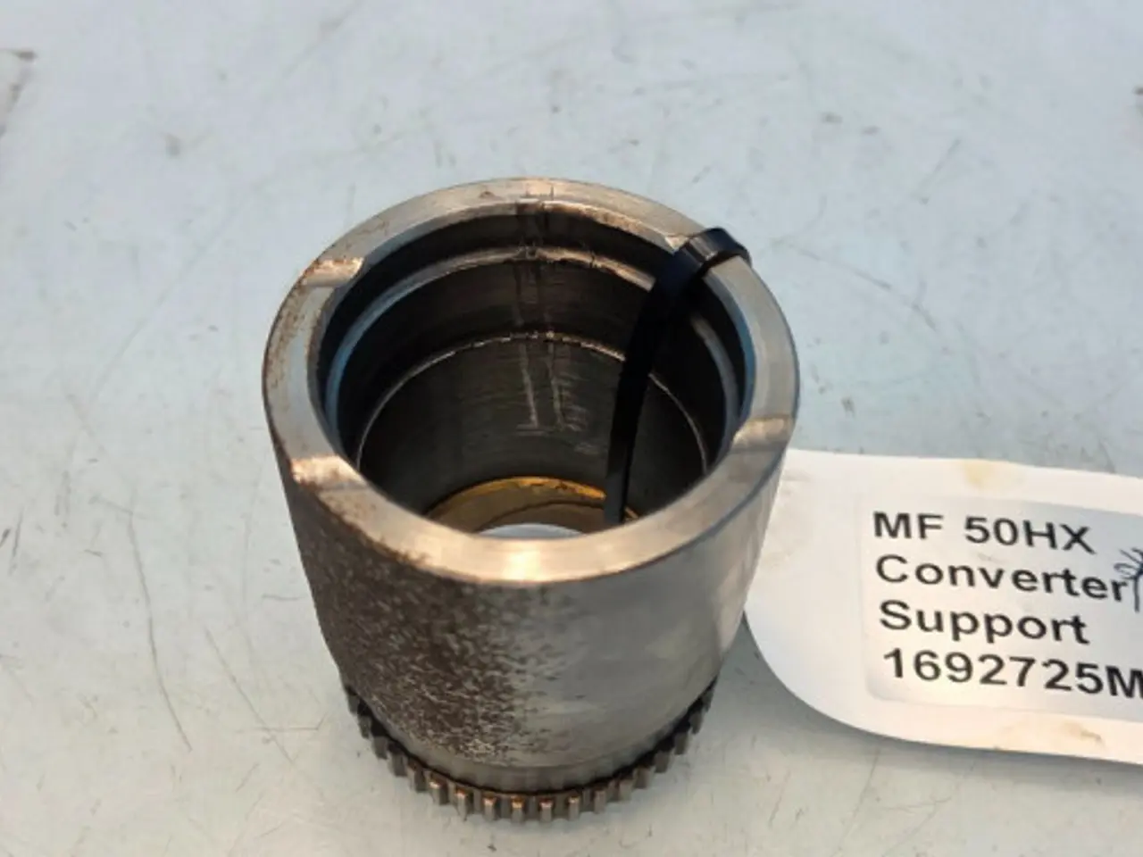 Billede 11 - Massey Ferguson 50HX Converter Support 1692725M91