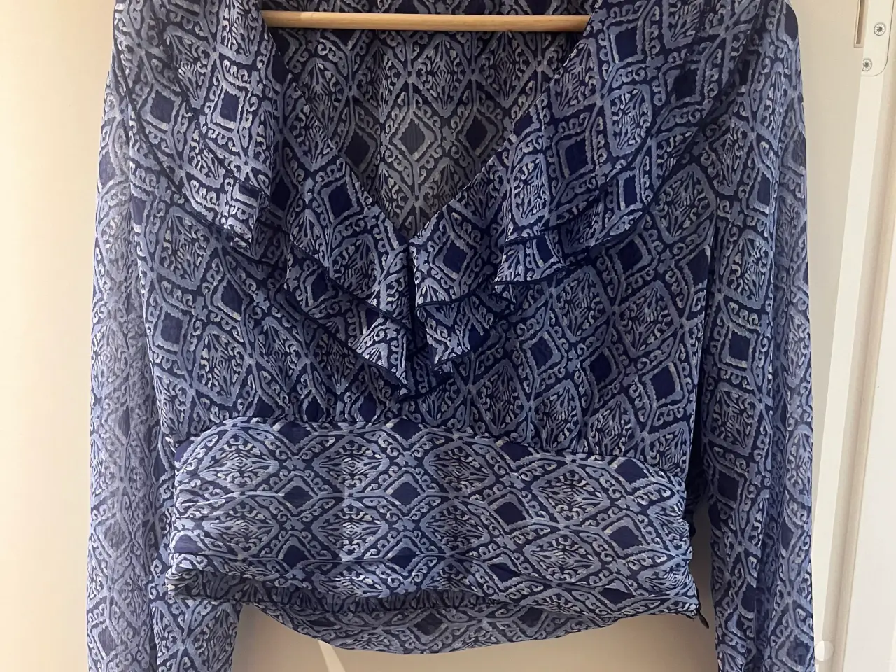 Billede 1 - Zara bluse
